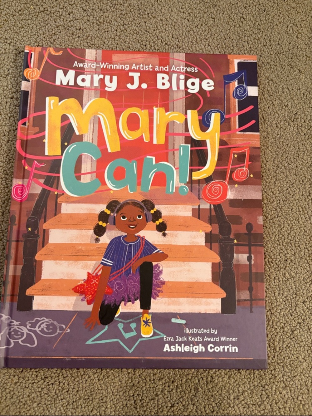 Mary Can! by - Colorful Children’s Picture Book (Purple/Multicolor)